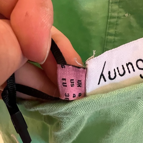 NWT HOUSE OF SUNNY
RUSTIC COLD SHOULDER SUNDRESS - GRASS
GREEN, size 4 - Picture 6 of 7